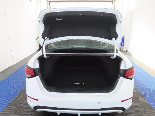 2023 Nissan Sentra SV Xtronic CVT