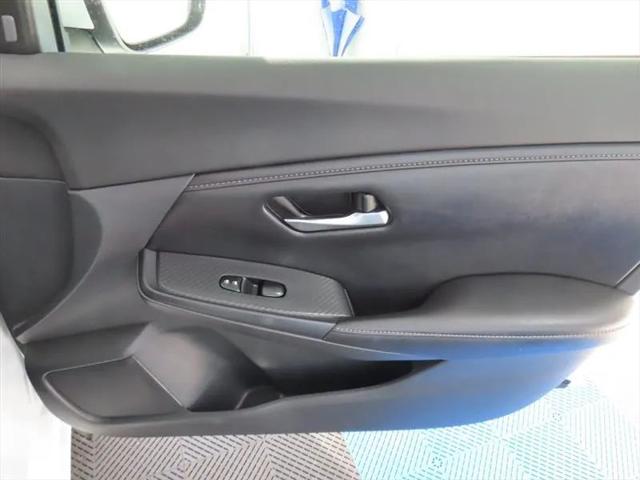 2023 Nissan Sentra SV Xtronic CVT