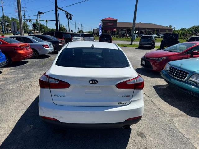 2016 Kia Forte EX