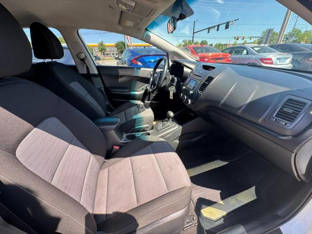 2016 Kia Forte EX