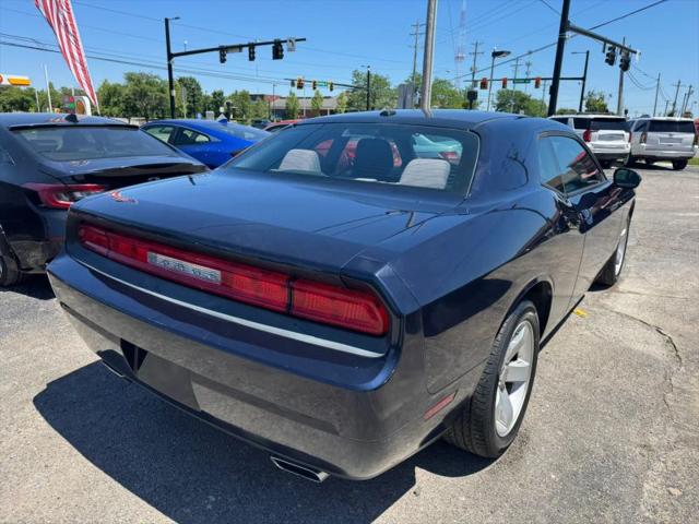 2012 Dodge Challenger SXT