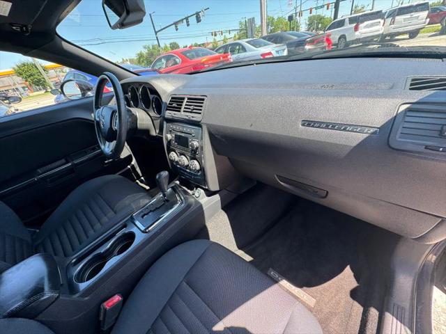 2012 Dodge Challenger SXT