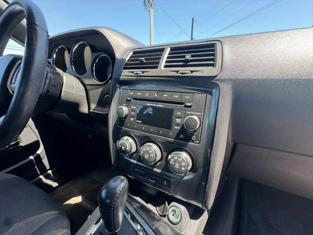 2012 Dodge Challenger SXT