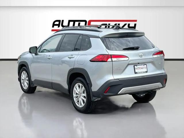 2025 Toyota Corolla Cross LE