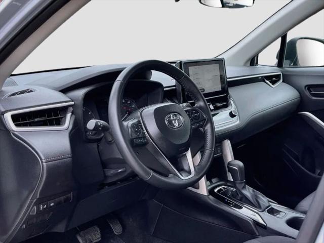 2025 Toyota Corolla Cross LE