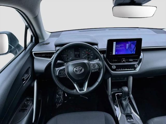 2025 Toyota Corolla Cross LE
