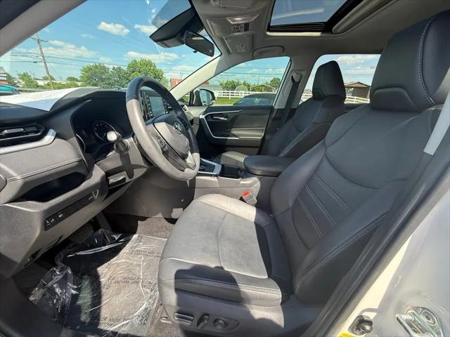 2022 Toyota RAV4 Hybrid XLE Premium