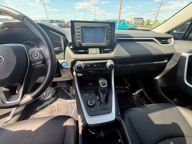 2022 Toyota RAV4 Hybrid XLE Premium