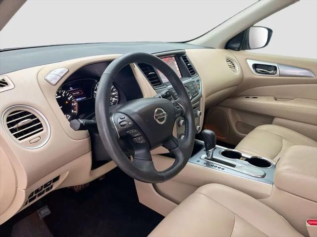 2019 Nissan Pathfinder SL