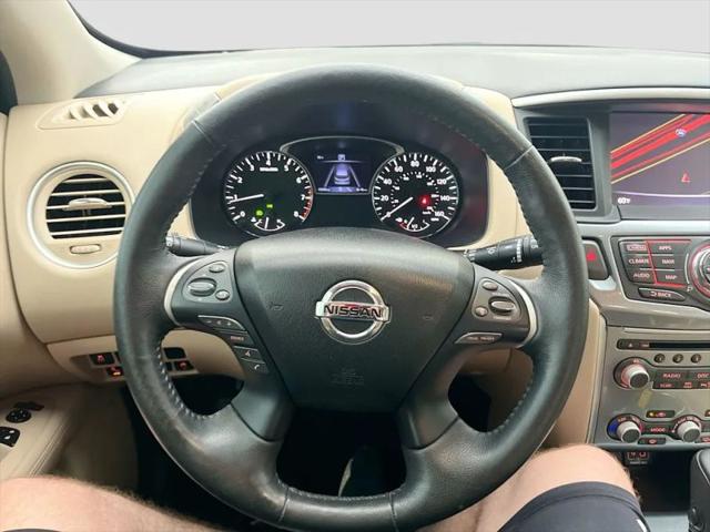 2019 Nissan Pathfinder SL