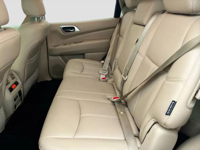 2019 Nissan Pathfinder SL
