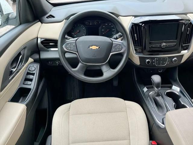 2023 Chevrolet Traverse FWD LS