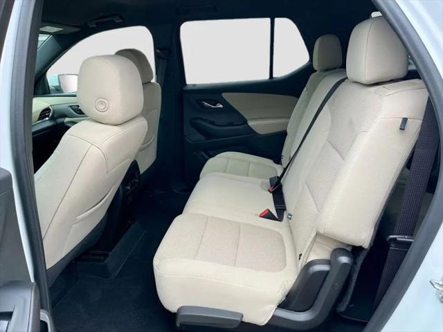 2023 Chevrolet Traverse FWD LS