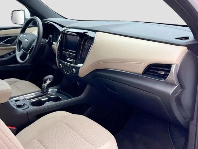 2023 Chevrolet Traverse FWD LS