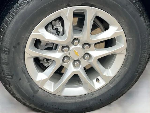 2023 Chevrolet Traverse FWD LS