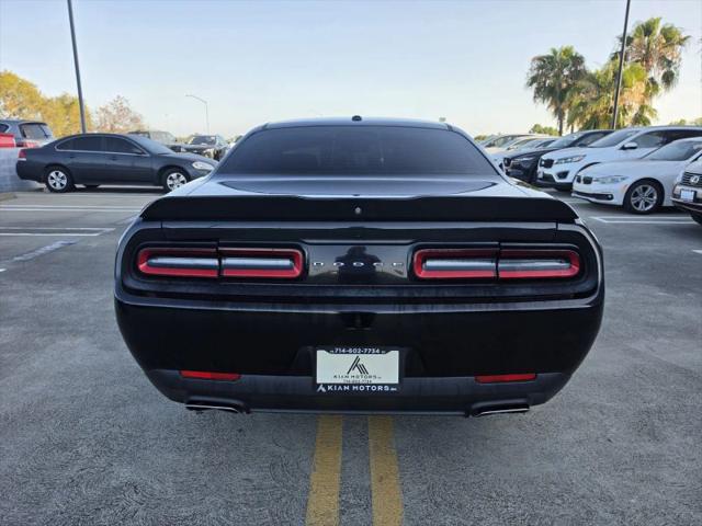 2018 Dodge Challenger SXT