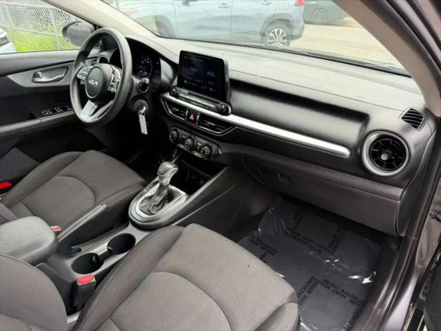 2022 Kia Forte FE
