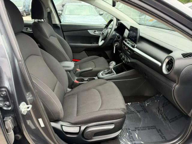 2022 Kia Forte FE