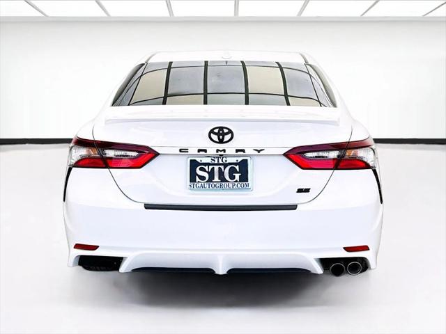 2022 Toyota Camry SE Nightshade Edition