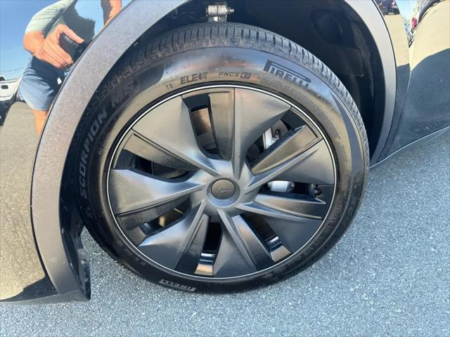 2025 Tesla Model Y Long Range Dual Motor All-Wheel Drive