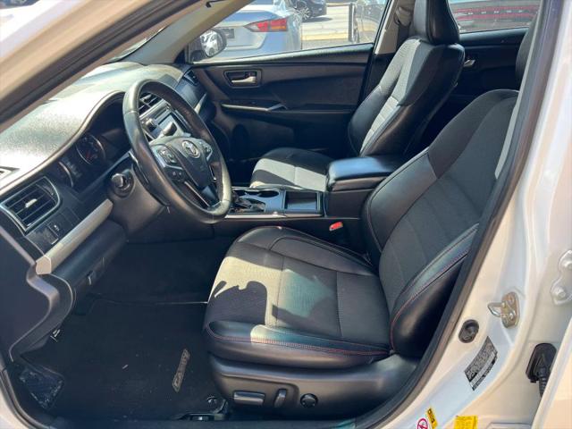 2017 Toyota Camry SE