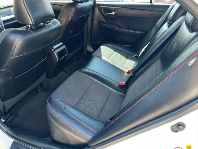 2017 Toyota Camry SE
