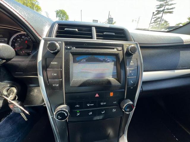 2017 Toyota Camry SE