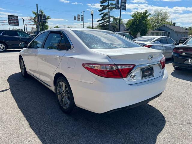 2017 Toyota Camry SE