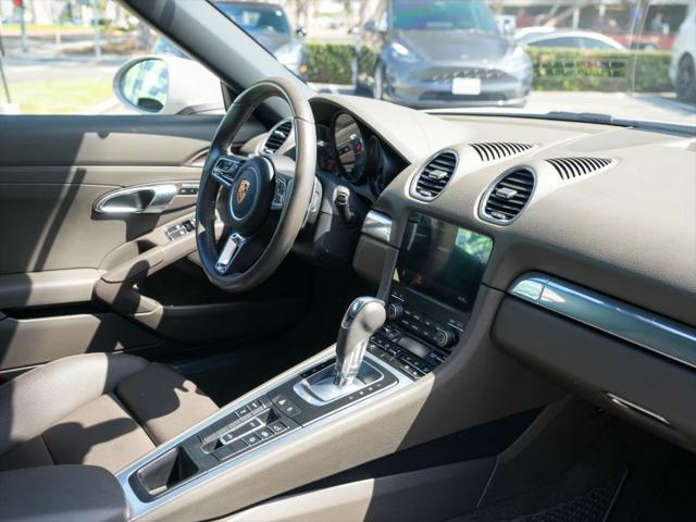 2024 Porsche 718 Boxster Base