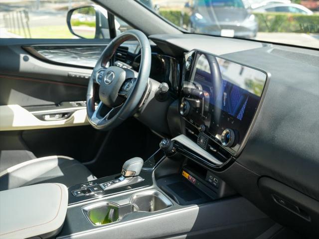 2023 Lexus NX 350h Premium