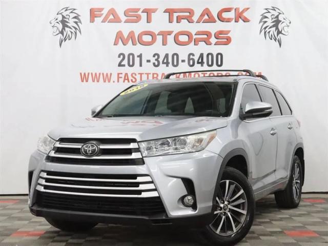 2018 Toyota Highlander SE for sale in Paterson, NJ
