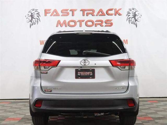 2018 Toyota Highlander SE