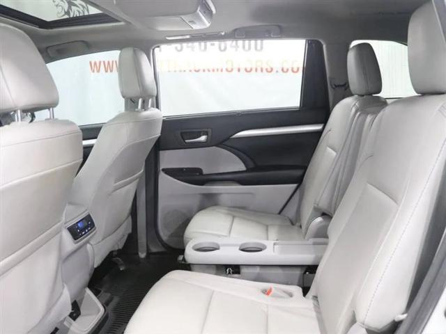2018 Toyota Highlander SE