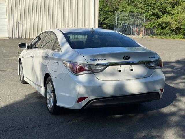 2013 Hyundai Sonata Hybrid Base