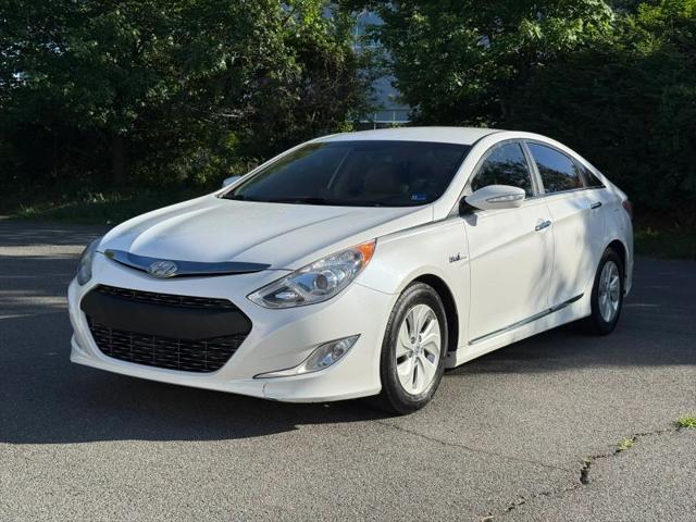 2013 Hyundai Sonata Hybrid Base