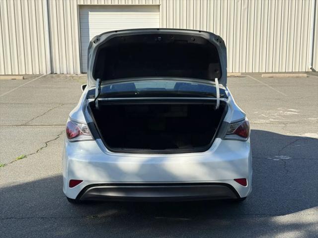 2013 Hyundai Sonata Hybrid Base