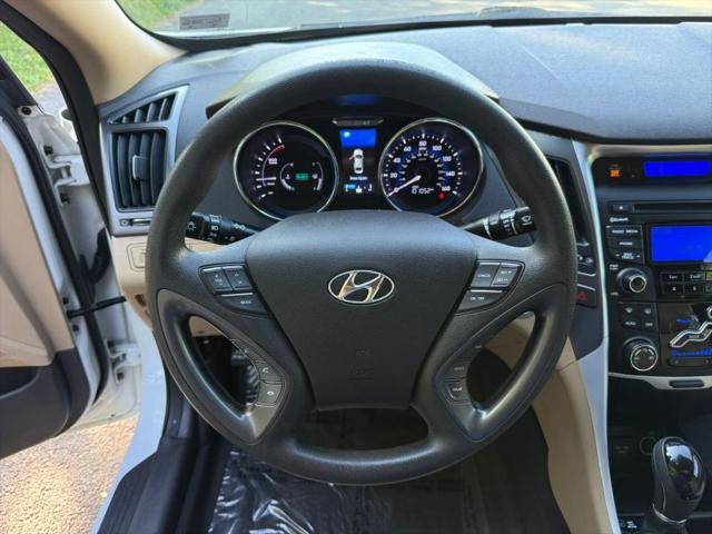 2013 Hyundai Sonata Hybrid Base