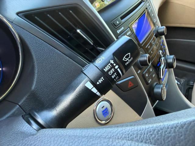 2013 Hyundai Sonata Hybrid Base