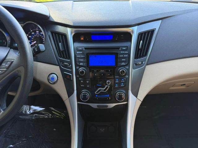 2013 Hyundai Sonata Hybrid Base