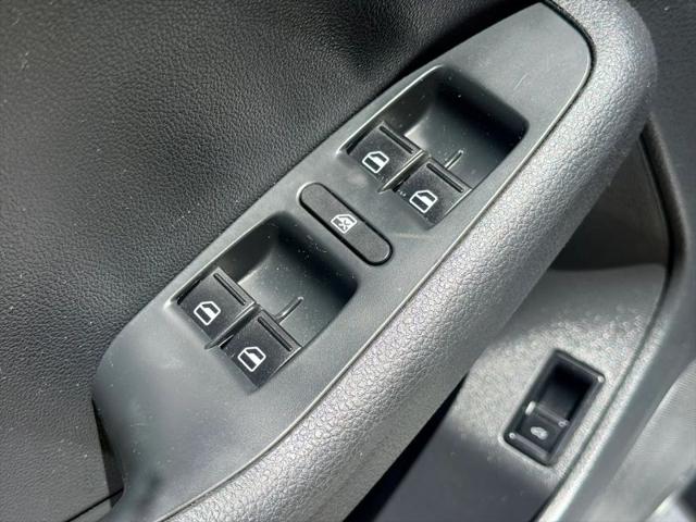 2013 Volkswagen Jetta 2.0L S
