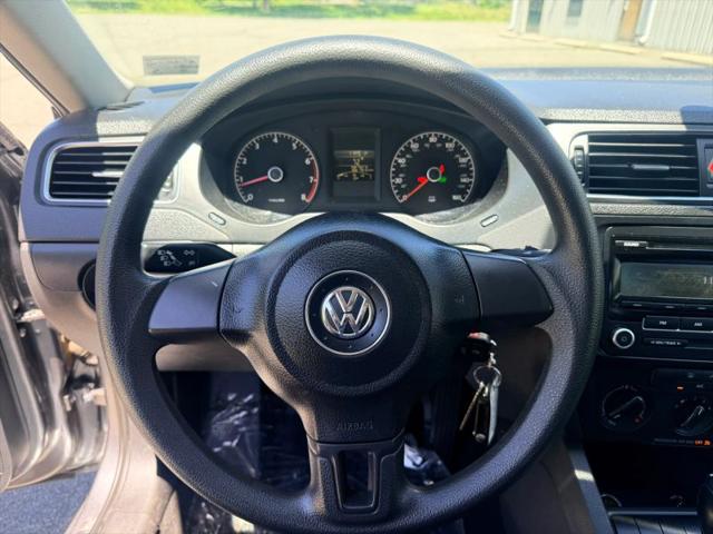 2013 Volkswagen Jetta 2.0L S