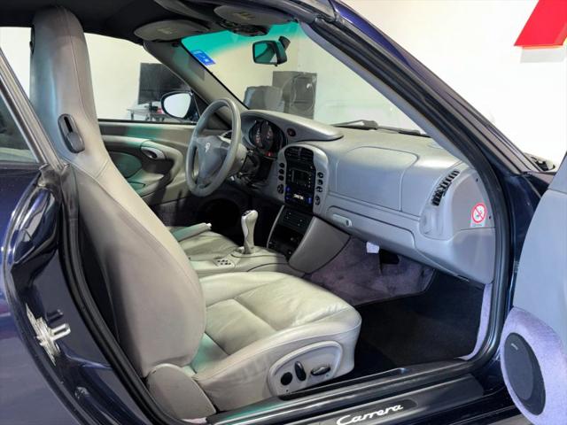 2003 Porsche 911 Carrera