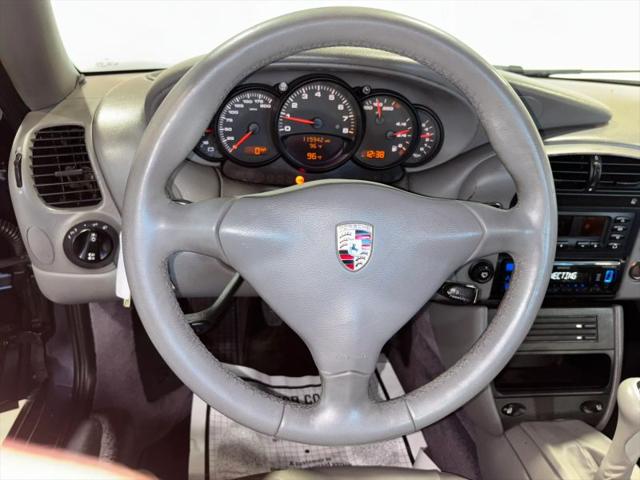 2003 Porsche 911 Carrera