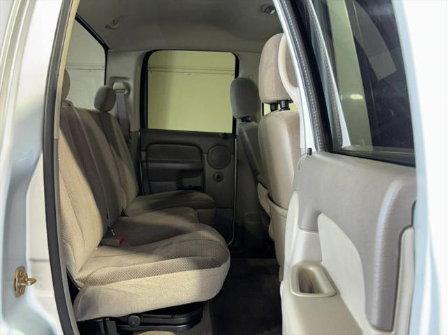 2004 Dodge Ram 2500 SLT/Laramie