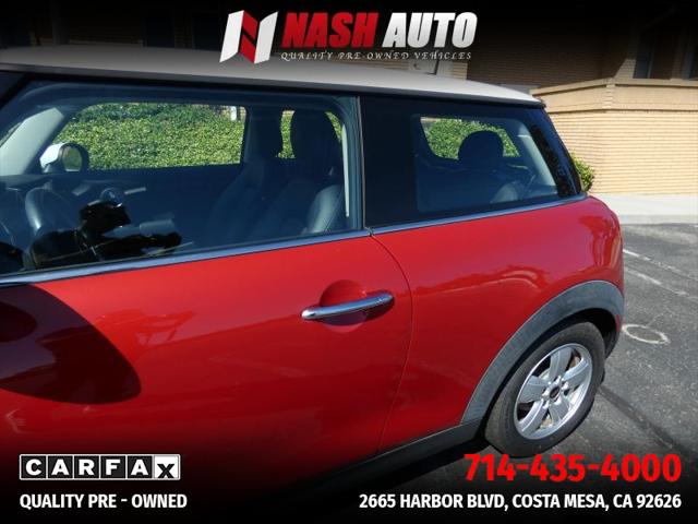 2017 MINI Hardtop Cooper