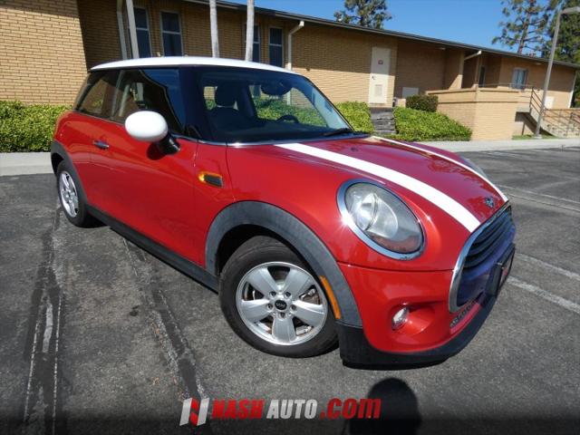 2017 MINI Hardtop Cooper