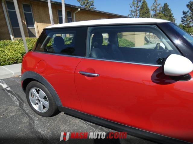 2017 MINI Hardtop Cooper