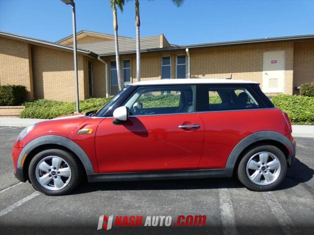 2017 MINI Hardtop Cooper