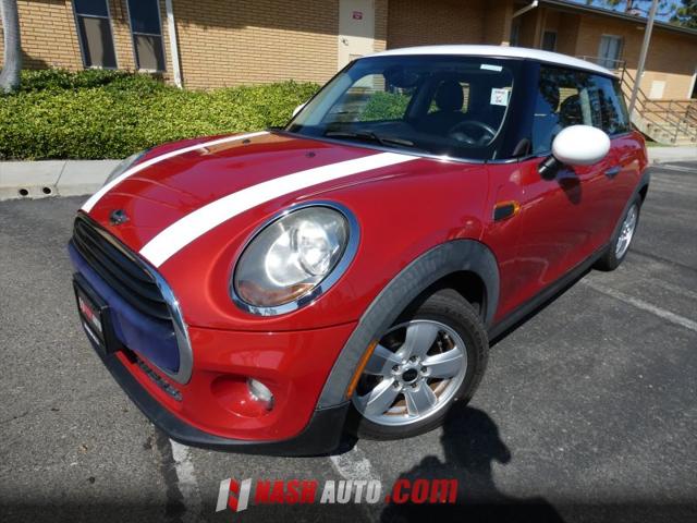 2017 MINI Hardtop Cooper