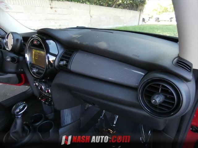 2017 MINI Hardtop Cooper